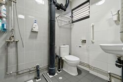 Blk 226 Jurong East Street 21 (Jurong East), HDB 5 Rooms #521149461